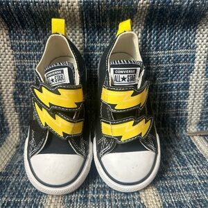 Converse Chuck Taylor All Star Electric Lightning Bolt Easy-On Velcro Sneakers
